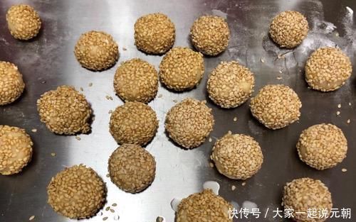 家庭版开口笑的做法，不用泡打粉，个个开口，又香又酥更健康