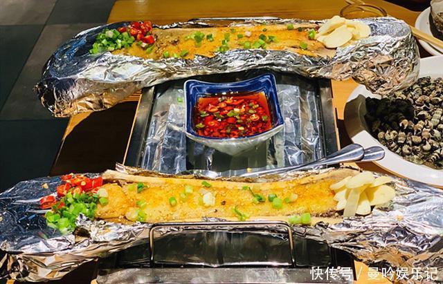 压垮羊肉串,赶走小龙虾,曾经无人问津的它,如今是烧烤摊的网红