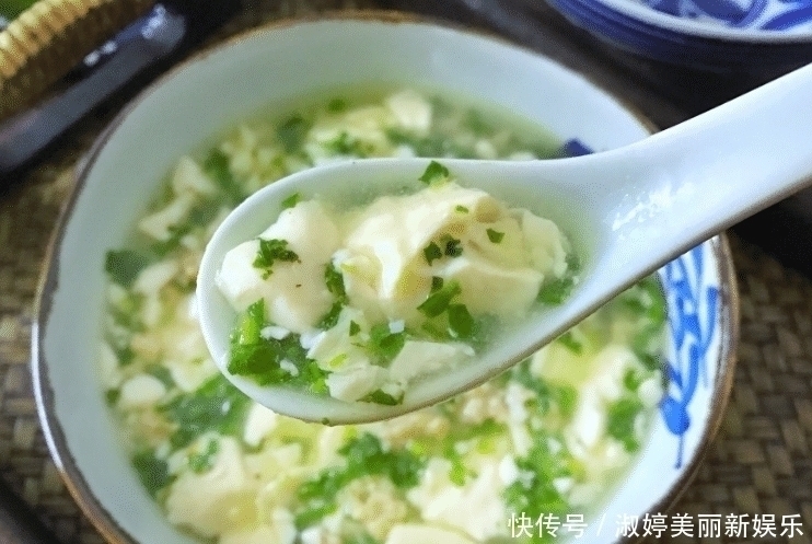 嫩豆腐|夏天,豆腐和它是绝配,每周吃2次,视力好了,补钙长个头