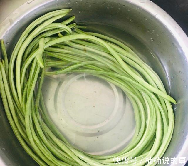 干煸豇豆,干香下饭,比肉菜还受欢迎!
