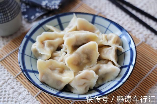 北方地道|大葱猪肉饺子馅儿怎么调才好吃?北方地道的做法,味香料足真好吃