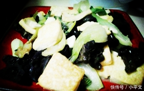 实惠|排毒清肠的家常菜之油菜木耳豆腐,便宜实惠,还能减肥瘦身