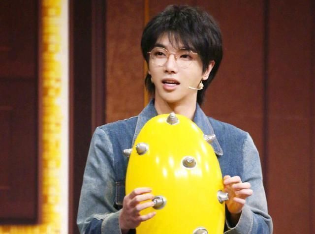 华晨宇经历了什么,曾想走上阳台跳下去,粉丝心疼……