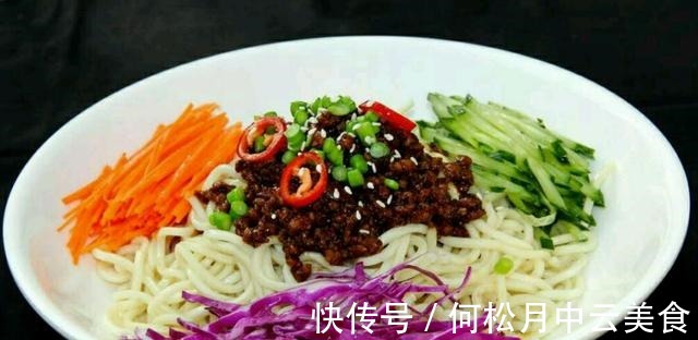 胡萝卜|面食爱好者的福音，教你一道老北京炸酱面，美味可口，勾人心弦！