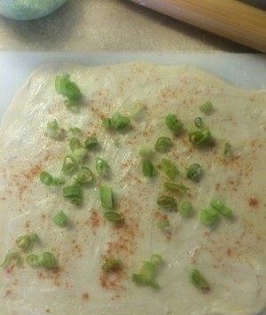  烙饼|做烙饼时，万万不可用冷水和开水，用它代替，放凉了都不硬