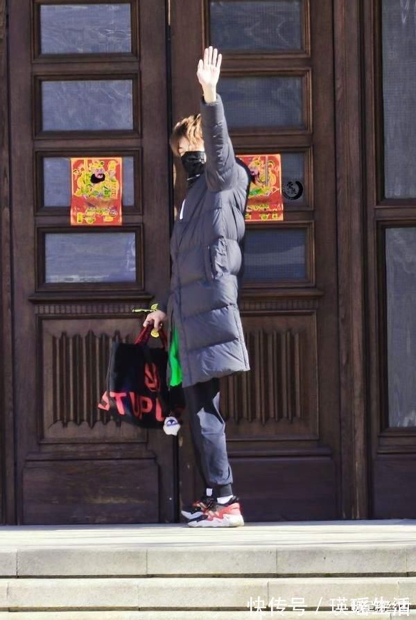 乐华训练生张景昀喊话想去乐华年会，杜华要求进前十五，希望大吗