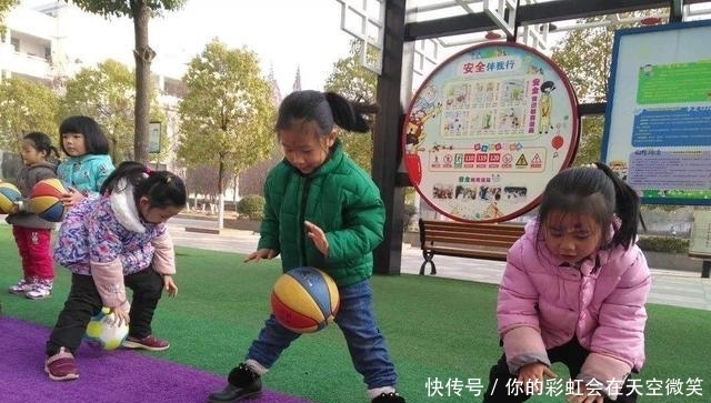 幼儿园老师说的这三句话，有两重意思，家长要听出“画外音”