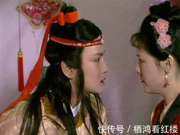 婢女&宝玉的钱，为什么由袭人管？难道少爷还不如婢女有权力？