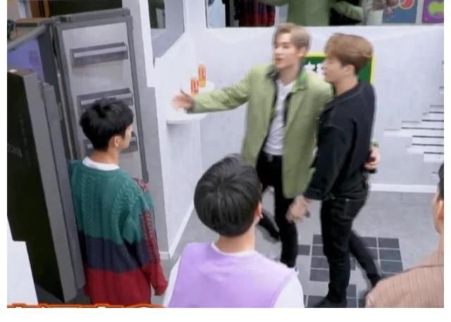 赵丽颖|何老师“喜添”新身份,新人主持听不懂中文,赵丽颖没画面?