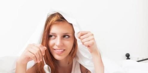 禁忌|得了糖尿病,哪些水果不能吃?营养学专家用一张表来告诉你