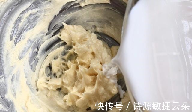 精致下午茶，无敌酥脆的奥利奥牛奶饼干，香酥可口，超级解馋！