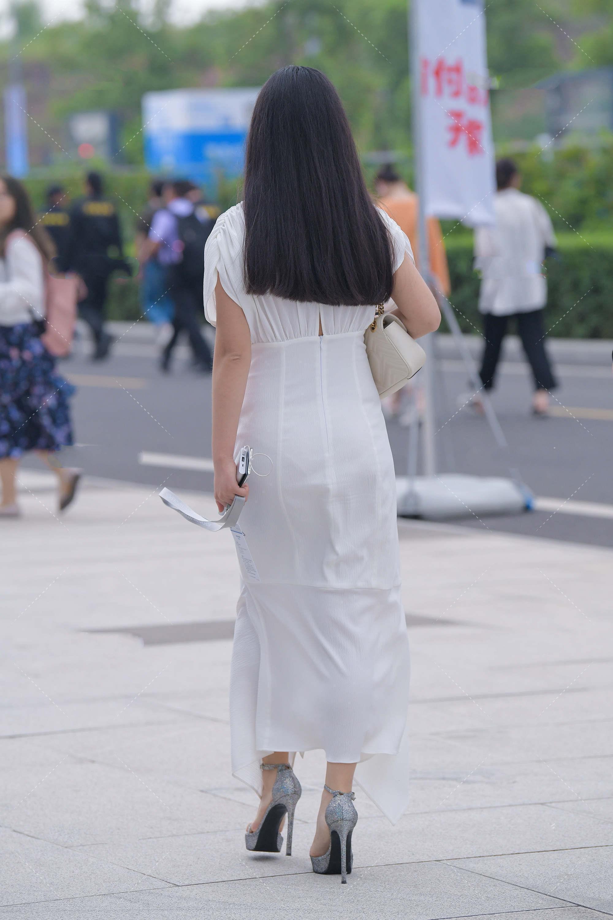 小姐姐|仙气十足的鱼尾裙, 简约大方好搭配, 温柔女生穿搭