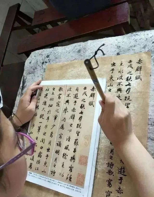 赤壁赋|16岁高一女生成为省书协会员，临《赤壁赋》神形兼备，以假乱真