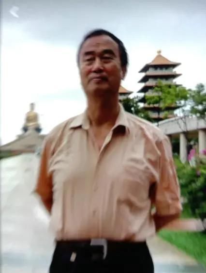 卓克堂!中国当代美术爱好者—洪菊香、赵亚军、卓克堂、洪玲、郭铃、马振龙、王婷等