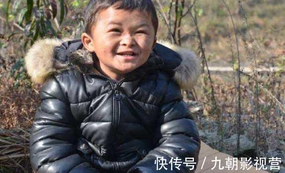 马云|“小马云”已不火,如今“工地马云”火了,网友:确定不是本人?