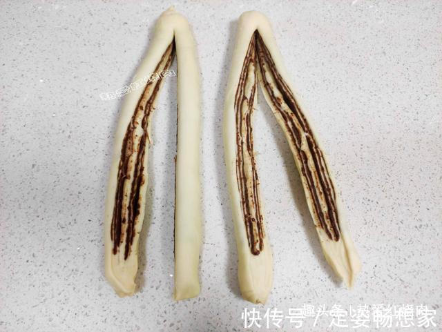 吐司|用这方法做的吐司拉丝效果更好，因为放了红豆沙，放三天也很软