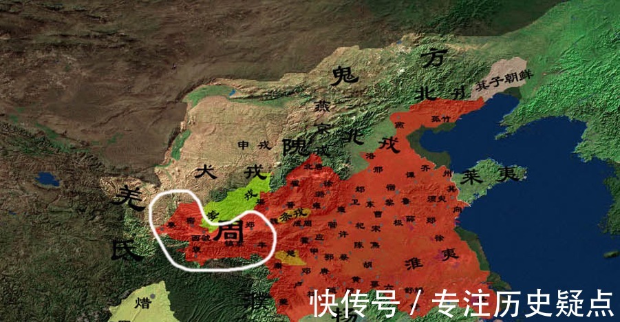 方伯$周平王东迁，周室衰微，这两点表现尤为明显