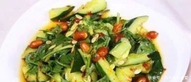 黄瓜和此物一起吃,血管畅通无阻,大肚腩不见了,不想显老可试试