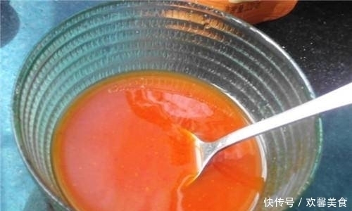 年糕|此人气小吃，软软糯糯，甜辣可口，一次得做两盆，家人抢着吃！