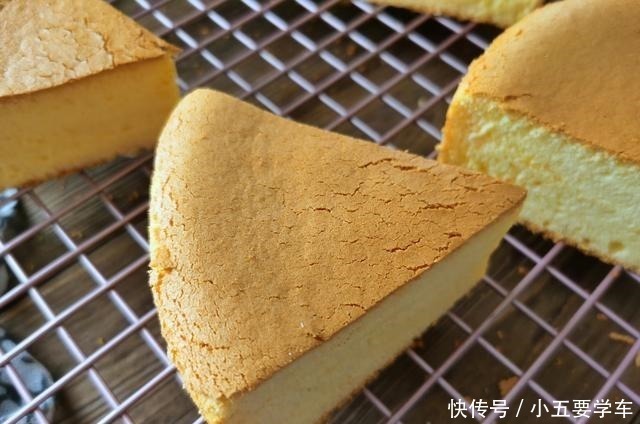 戚风蛋糕|做了不下100次的蛋糕，配方实用靠谱，甜而不腻比买的好吃！