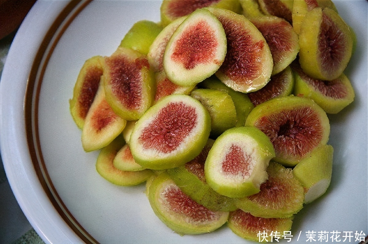 推荐|女人想要皮肤好,推荐以下3种食物,排毒清肠,细腻肌肤