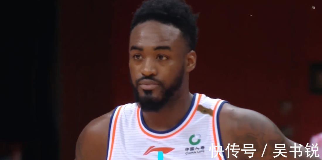郭昊文|CBA冷门不断!上海惨遭深圳双杀,6连胜终结,积分榜前3同时输球