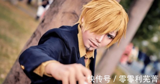 路飞|海贼王cosplay原版老沙惊现，引发众人的围观！