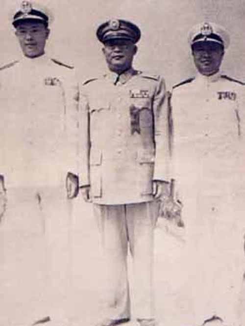 军长|兰封失守,军长无能遭撤职,战将师长却被枪毙,7年后,军长竟还成了总司令