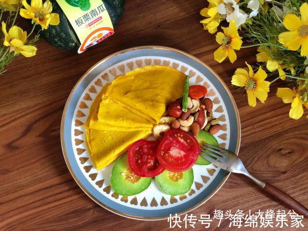 烤南瓜|奶香南瓜鸡蛋饼的懒人做法,简单美味