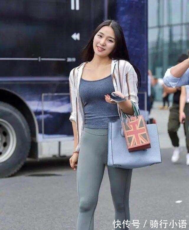 穿搭 高贵优雅的瑜伽裤穿搭塑造女性优雅高贵,不用多花心思,清爽舒适!