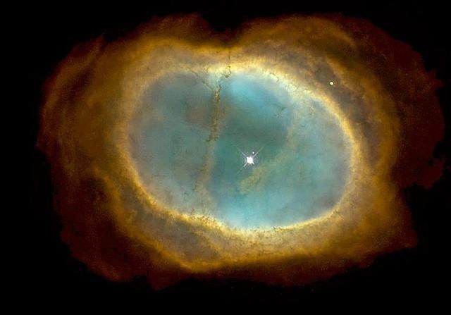 望远镜 匪夷所思巨型恒星直接变成黑洞水瓶座中或许发生了不寻常的事