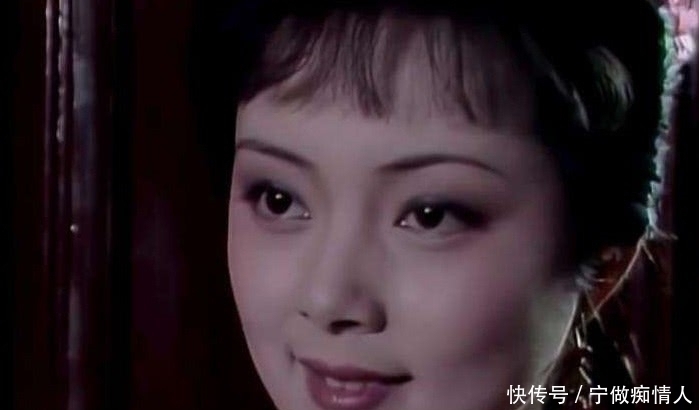 薛蟠|王熙凤为什么忌惮表妹宝钗,更喜黛玉?真正原因她没脸说