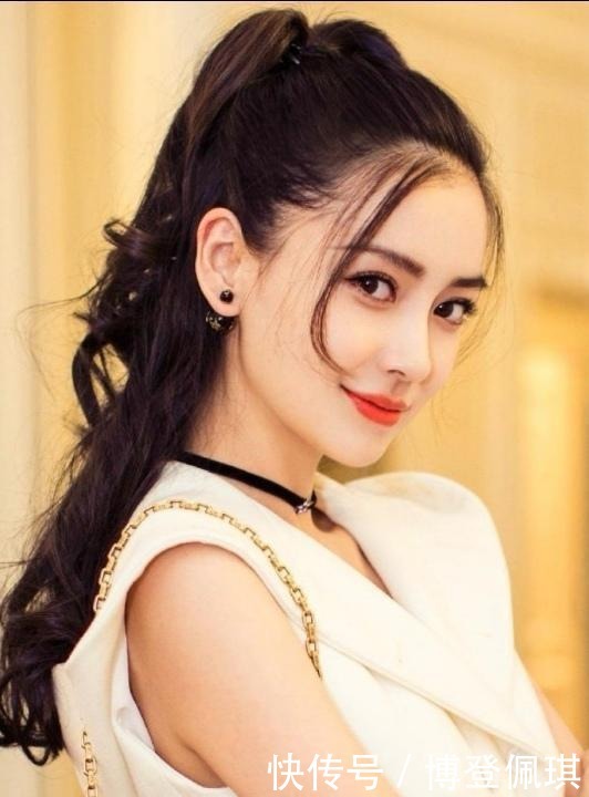 马尾|女生不要总是披发,今年流行这3款“半扎发”,时髦显脸小有气质