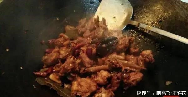 猪肉|夏天少吃猪肉多吃它，蛋白质含量高，简单一炖鲜香多汁超美味！