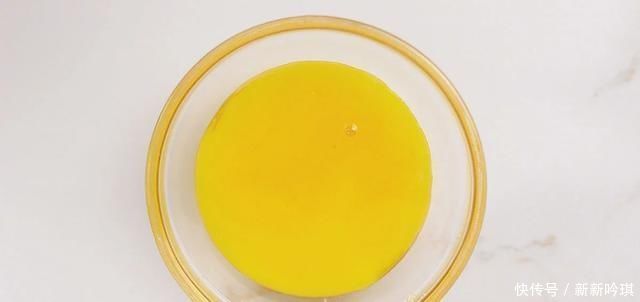 面团|手撕面包这样做,柔软筋道又拉丝,一层一层撕着吃,太香了