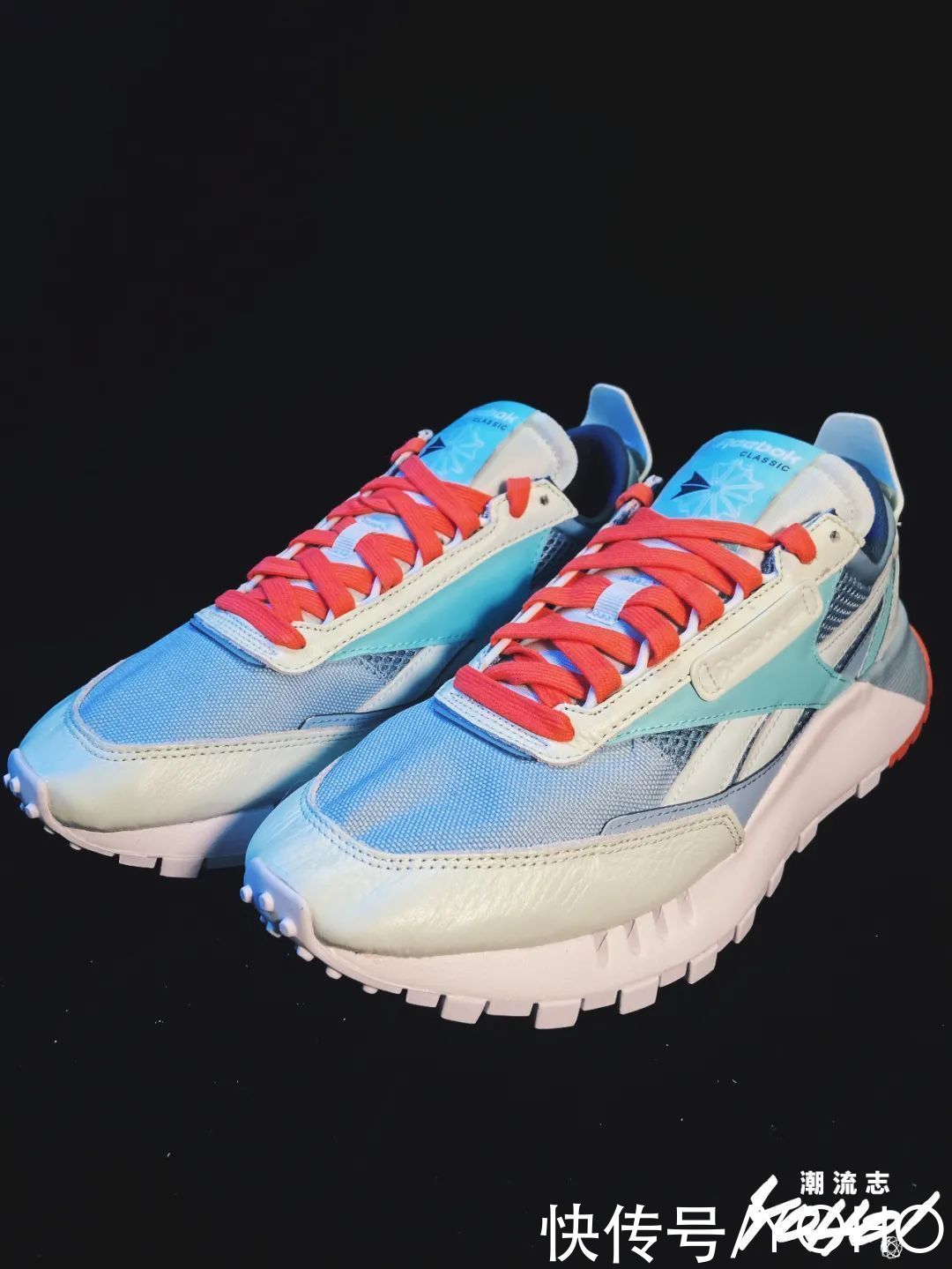 「食神」SB Dunk 暗藏 6 种地道美食！黑魂 4D 跑鞋来袭|潮鞋速览 | a495