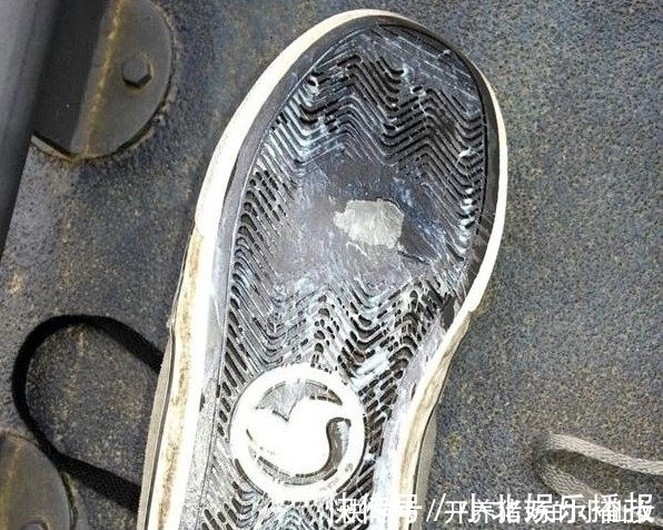 鞋底 直击牛人制作的防滑鞋底,这种鞋底至少能穿10年