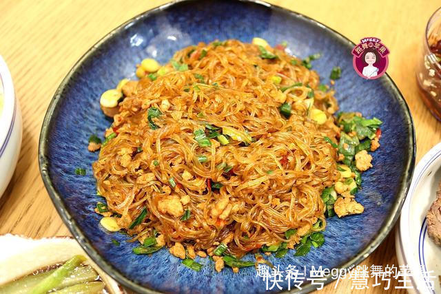 高考生的晚餐不含糊,快手妈妈25分钟搞定4菜1汤,荤素搭配合理