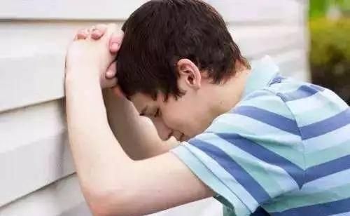 早熟|这5类食物让孩子越吃越“早熟”,孩子不懂,家长可别跟着无知