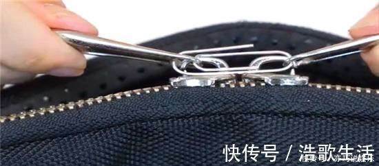 把回形针插在手机上,解决了大家都困扰的一个问题,实用又省钱