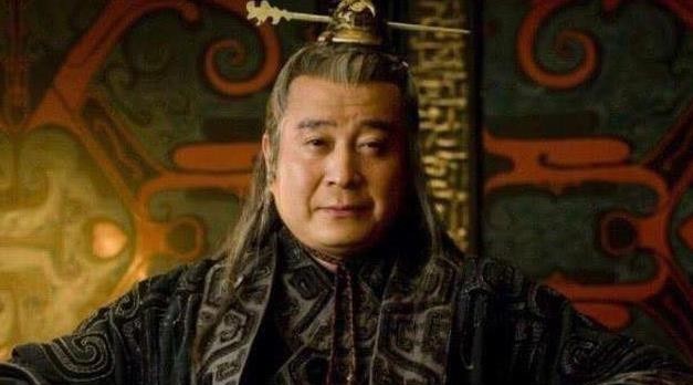 后世|中国史上真正“挟天子以令诸侯”6个人，其中一位影响后世3百年