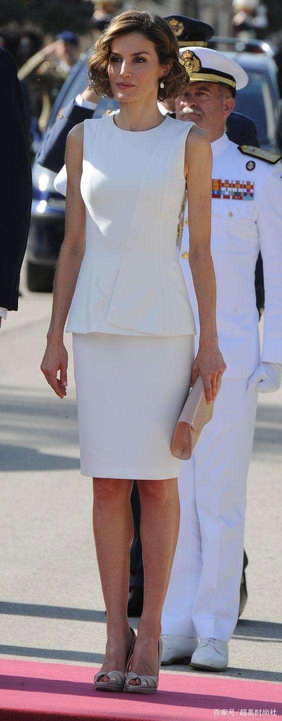 西班牙王后,快丢掉你的“蜘蛛鞋”和防水台吧!别糟蹋了好衣品