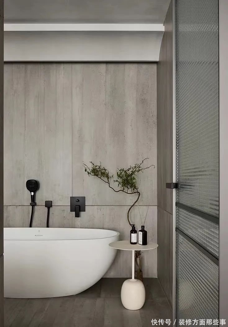 侘寂风混搭，造就美学盛宴，这个家有点儿时髦|198㎡大平层 | 主卧