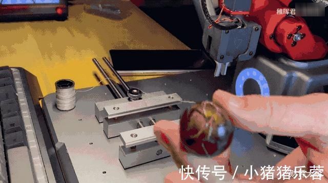 机械臂|华为少年到底有多强?万元自制机械臂!网友直呼太硬核……