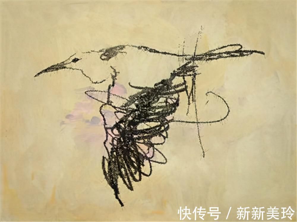 小学生$他画一只鸟卖了82万，网友吐槽：不如小学生，专家：往鸟眼睛里看