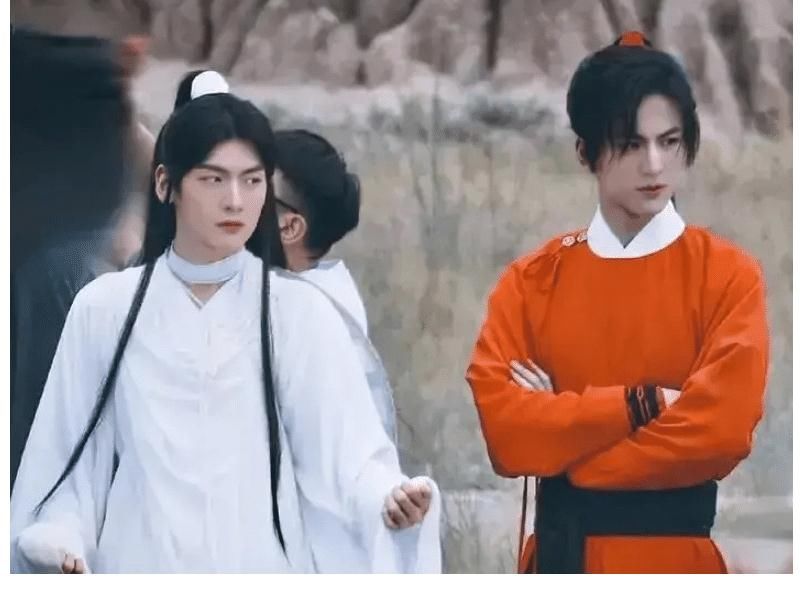 张凌赫|《天官赐福》不仅仅是造型和颜值拉垮，演员的仪态才是大问题！