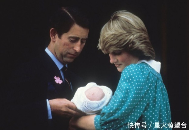 凯特|39年前,戴安娜生完孩子缝完线就忍痛抱威廉照相,上车后痛哭不止