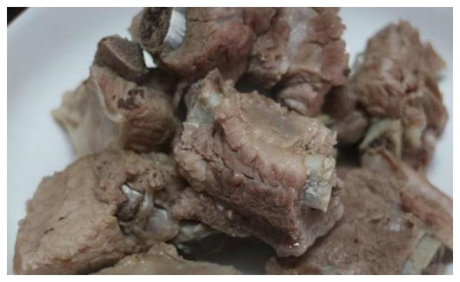 这才是正宗糖醋排骨的做法,无肉不欢的小伙伴们速度收了吧