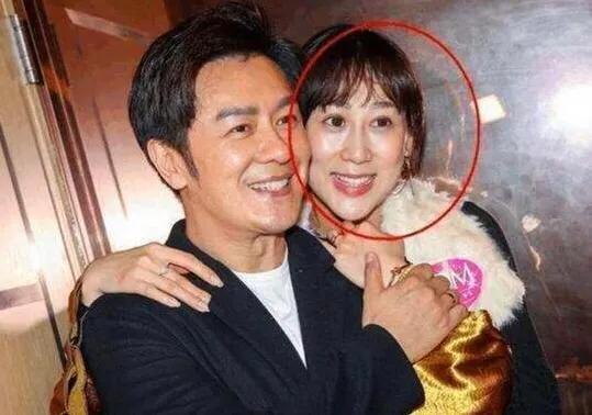 丽莎|5年剖腹产4次的明星蒋丽莎,学外国妈妈不坐月子,现在怎样了