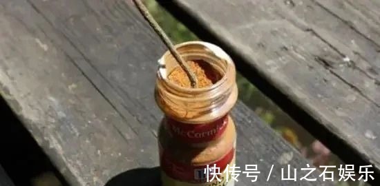 鸡蛋壳|在家里养花时,肥皂水、鸡蛋壳或煮菜的水别丢,是可以用来养花的